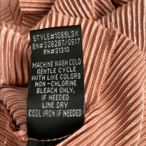 I.N. San Francisco Pink Smocked Blouse - Picture 8 of 9